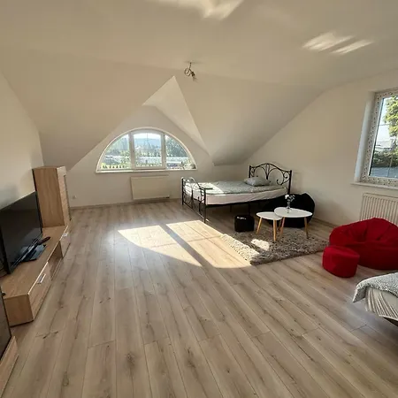 Вилла Dworek Sadlinki